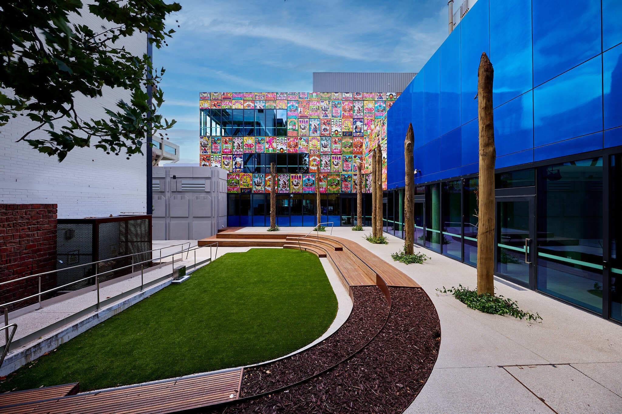 COMMERCIAL VENUE HIRE