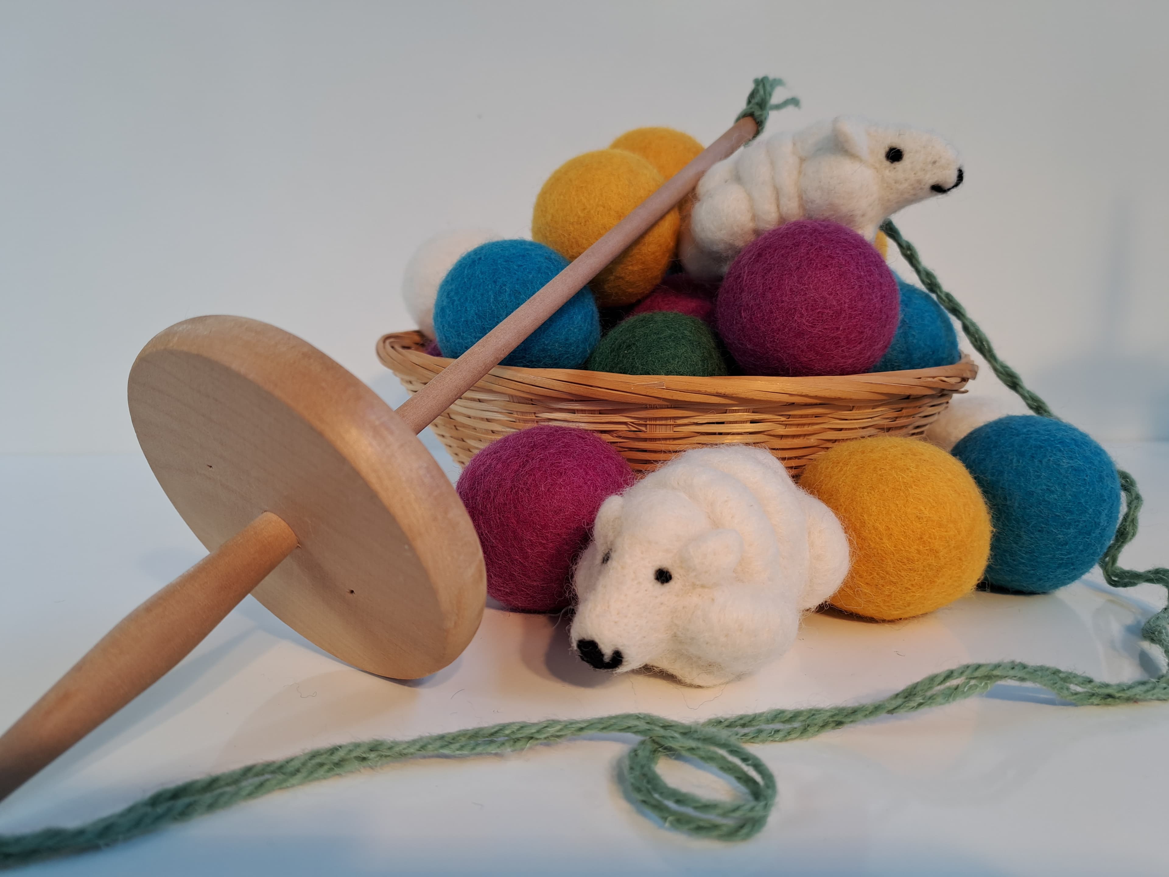 From Fleece to Fabric: Spin, Dye, Felt