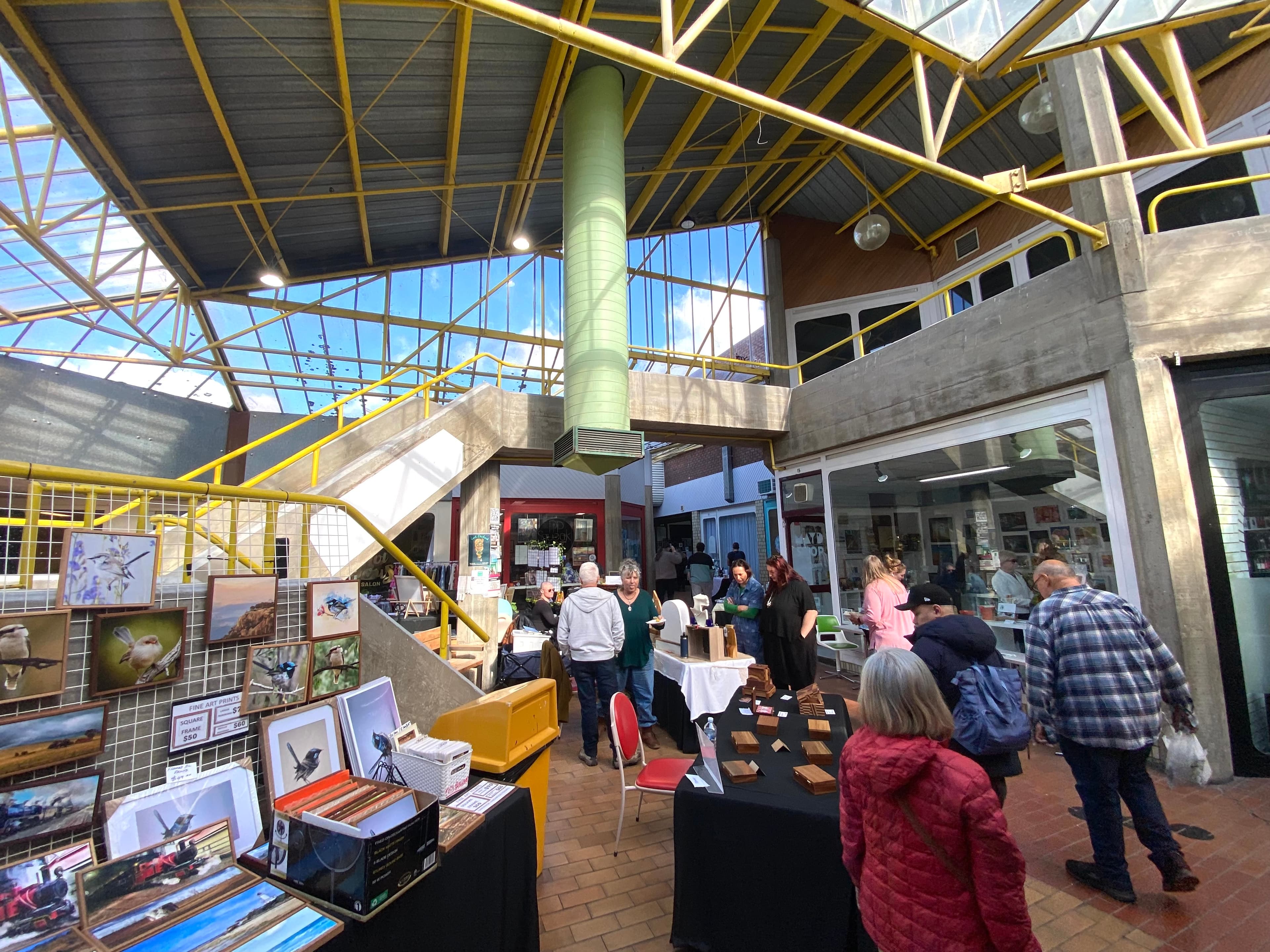 CREATIVE GEELONG MAKERS MARKET
