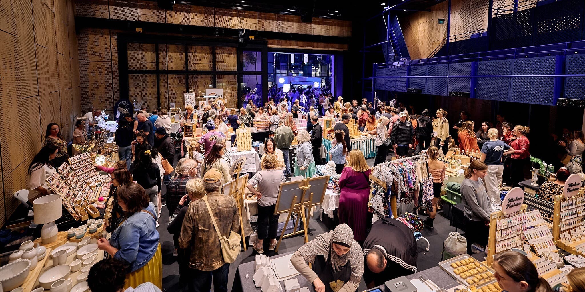 Come on down early for the Piccadilly Market on Friday 20 March!